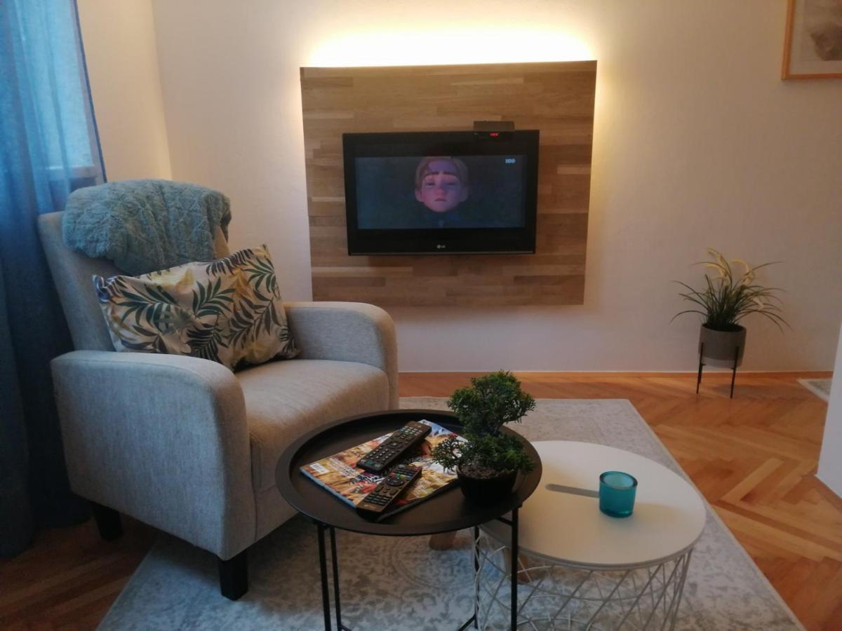 Small Modern Apartment With Parking Place Saraievo Exterior foto
